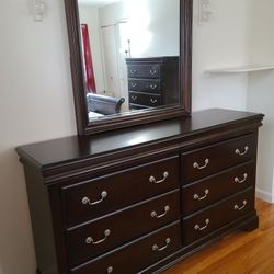 6 Drawer Dresser With Mirror