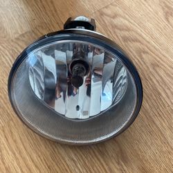 2007-2013 Toyota Tundra Fog Light