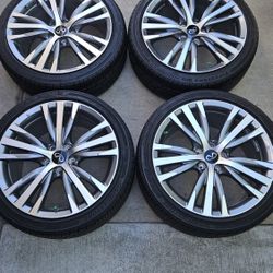 2020 Infiniti Q50 Wheels & Tires