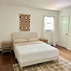 Moving Sale - Queen, Twin beds and matrasses, 2 dining tables, dining chairs & more