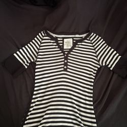 Black & White Striped Short Sleeve Top 