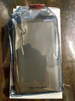 Templer Edge Battery, Iphone adapter included.