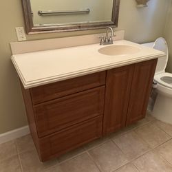 Bathroom vanity