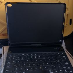 Wireless iPad Pro 10 Case