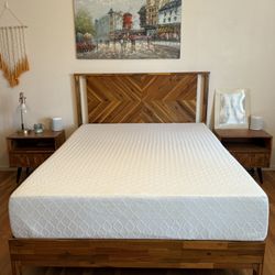 Queen bed Solid Acacia Wood Set W/Mattress