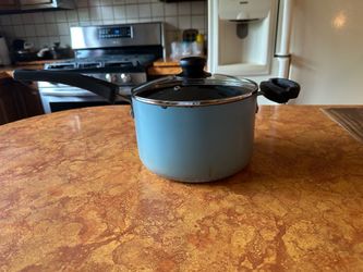 Moving Sale by 8/31/26: A 3qt Pot