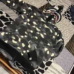 Bape Glow N The Dark (medium)