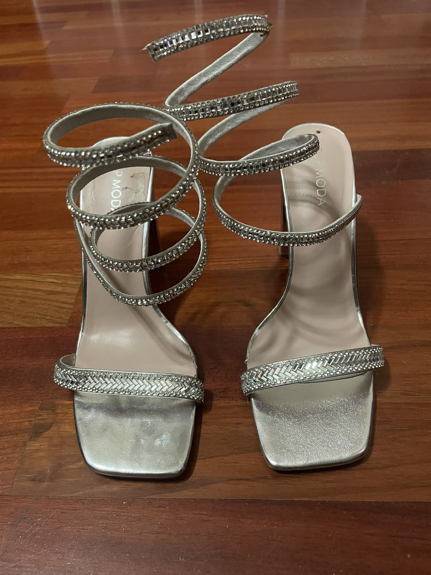 Silver Rhinestone Heels – Strappy Formal – Size 8.5