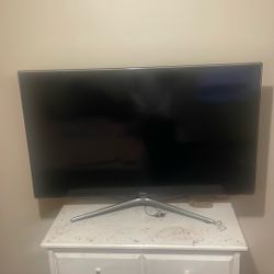 50” Samsung Smart Tv 10/10 Condition 