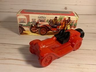 Vintage Avon Stutz Bearcat 1914 after shave Bottle and Box