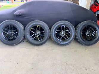 FACTORY CHEVY SILVERADO TAHOE SUBURBAN TRAILL BOSS WHEELS 18 INCH