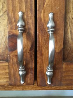 27 cabinet handels 2.00 each