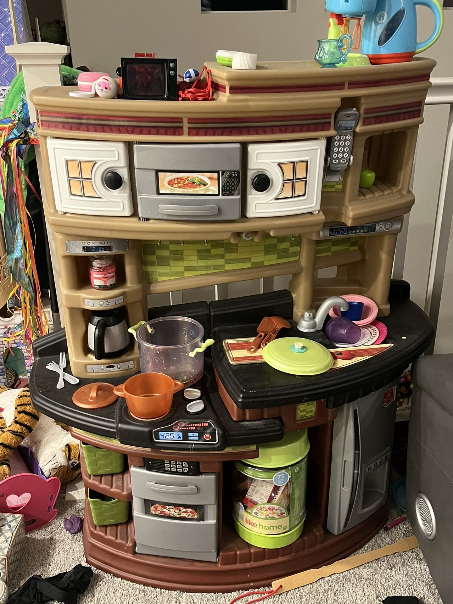 Kids Kitchen Set With Extra Food