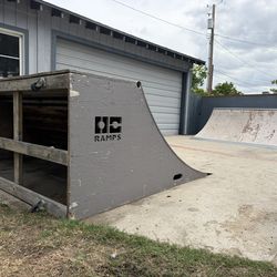 OC Ramps - Half pipe / Quarter pipe