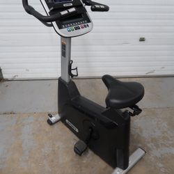 Used Spirit Fitness XBU55 2016 3Q 551215 Upright Stationary Bike  