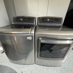 LG Washer And dryer Good Condition 