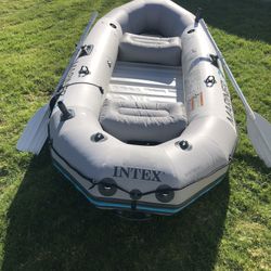 Mariner 3 Inflatable Raft