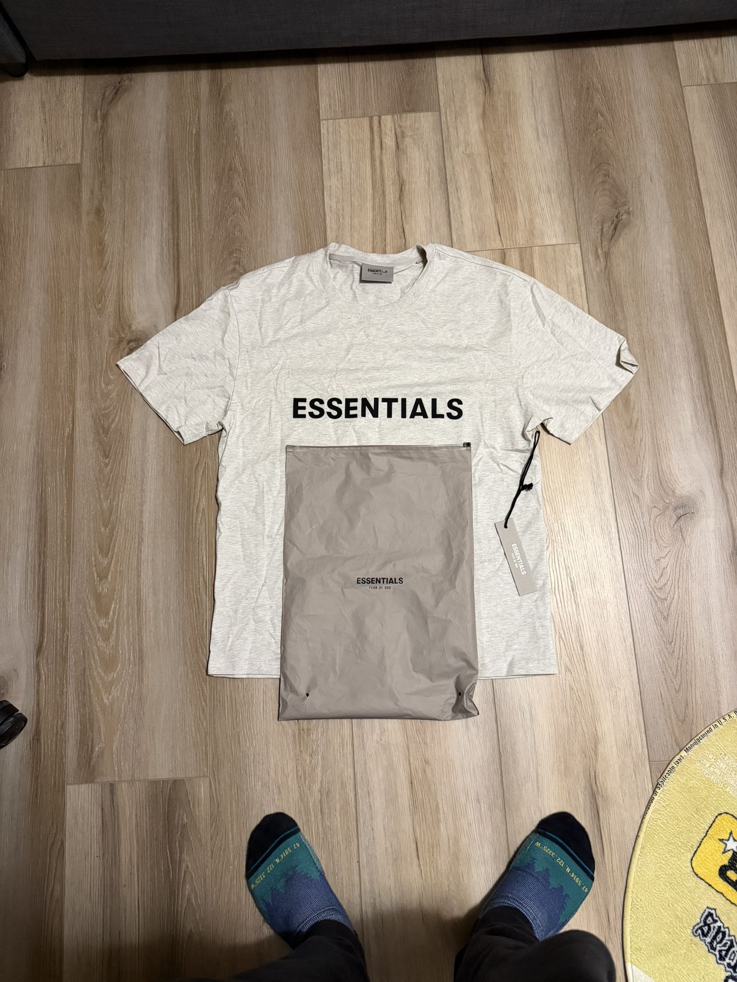 Fear of God Essentials Tee 'Light Oatmeal' Size Medium