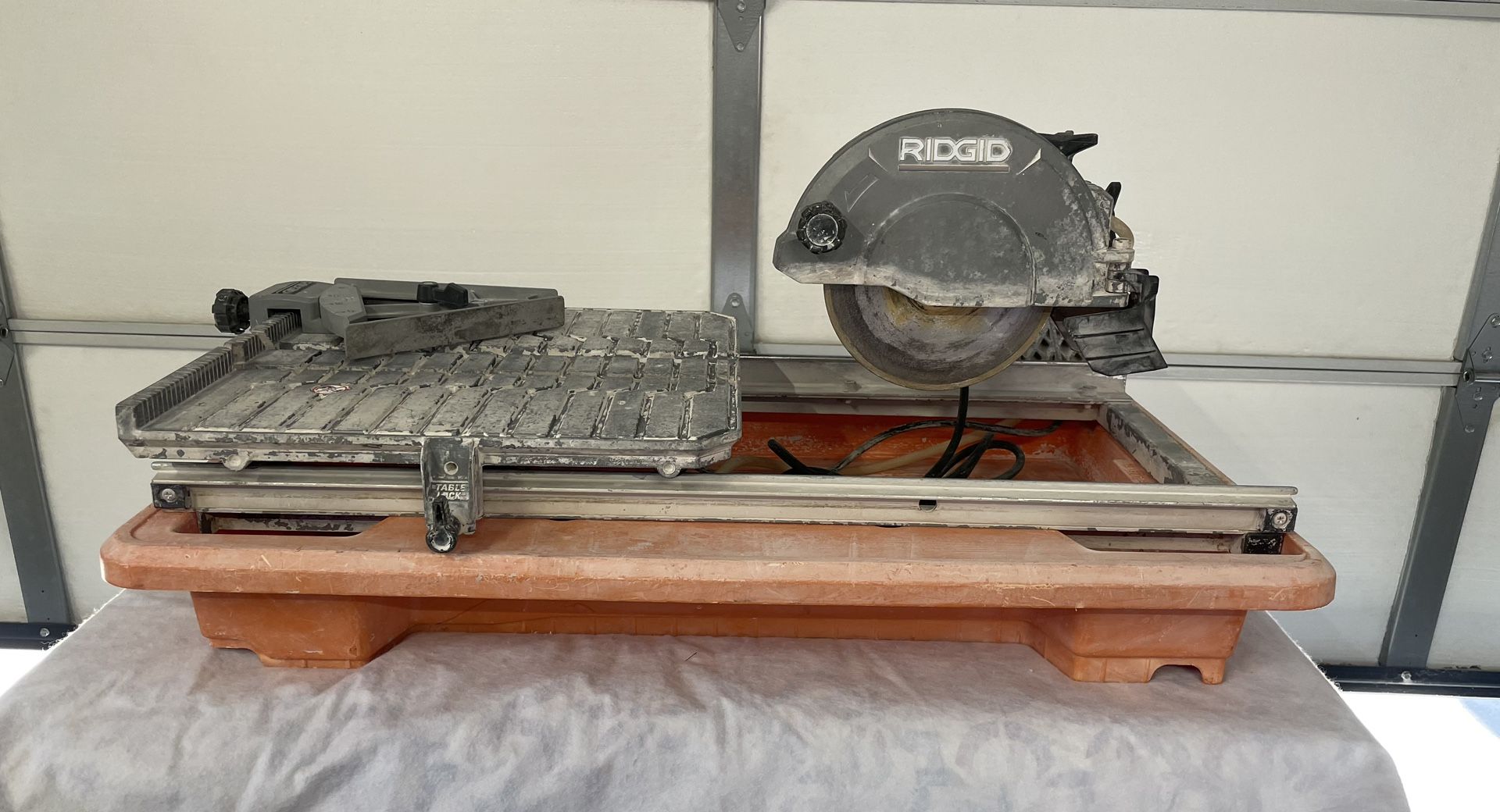 RIDGID 9-Amp 7 in. Blade Corded Wet Tile Saw