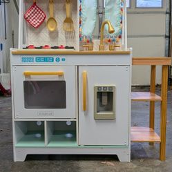 Children's Kitchenette