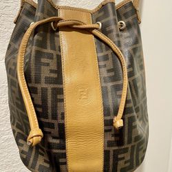 Fendi  Bucket Bag Brown Leather