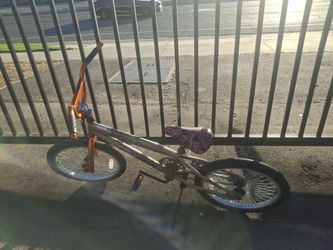 (2) 20 inch bikes. One needs a tire one needs a chain