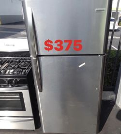 Apartment size Frigidaire
