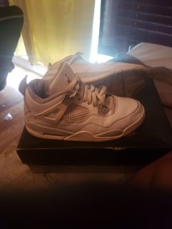 Jordan 4s