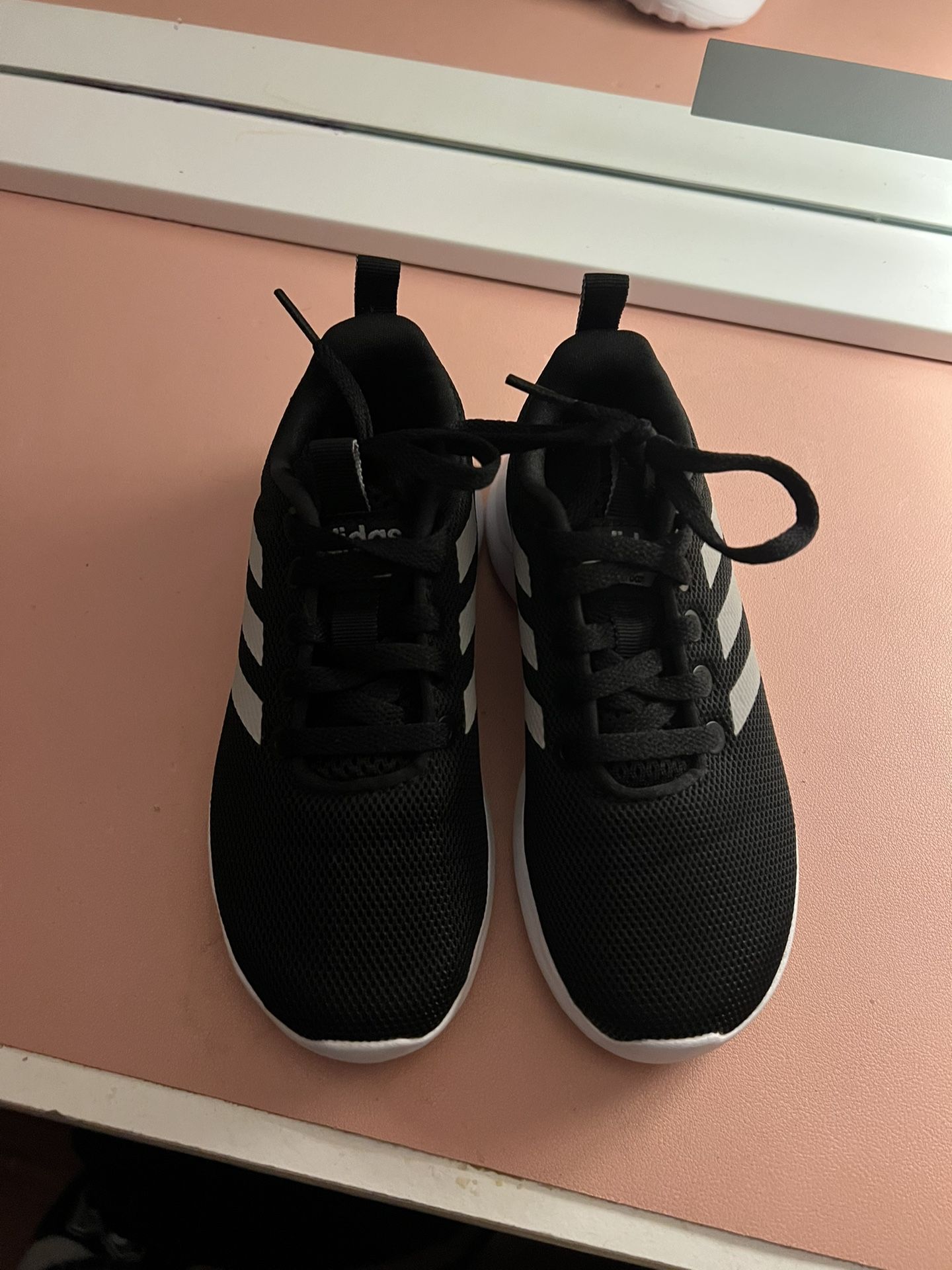 Kids/toddler Adidas Size 11k