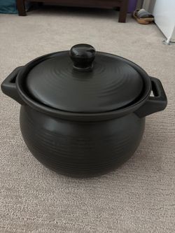 ceramic cooking pot