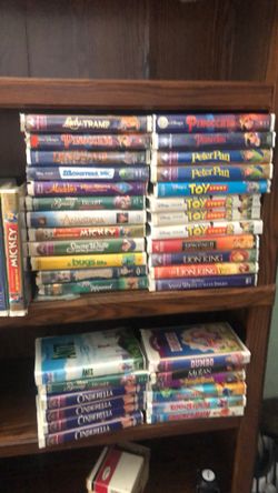 40 VHS Movies 