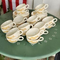 40 Piece Vintage Homer Laughlin Tea Set