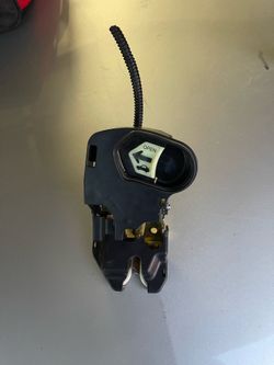 Trunk latch for 2001-05 Honda civic
