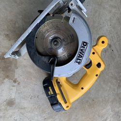 Dewalt Circular Saw