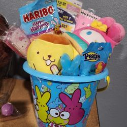 Hello KITTY Easter Basket 🐇🥚