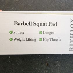 100 Pieces,Brand New Barbell Sqaut Pad.