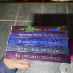 The Vampire Diaries DVD. Seasons 1-5