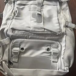 Universal travel backpack silver