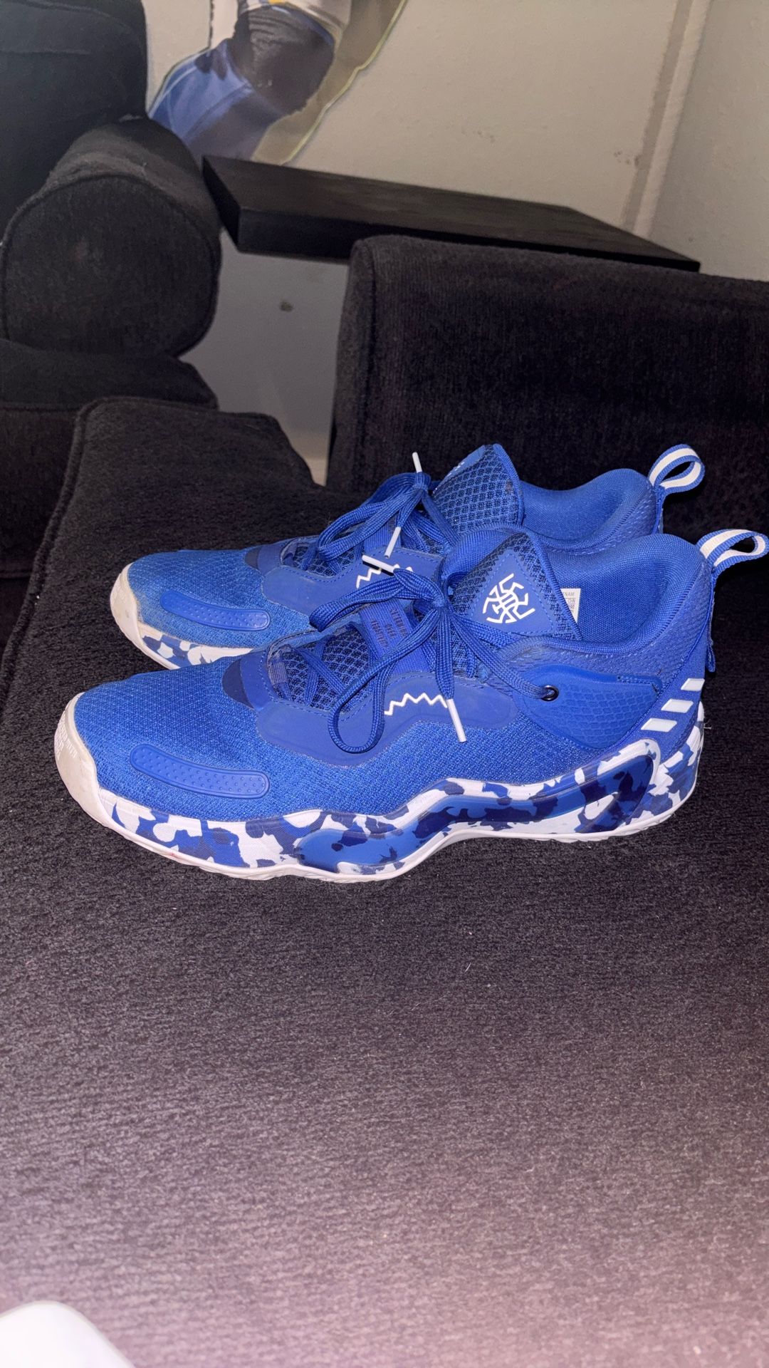 adidas Unisex D.o.n. Issue 3