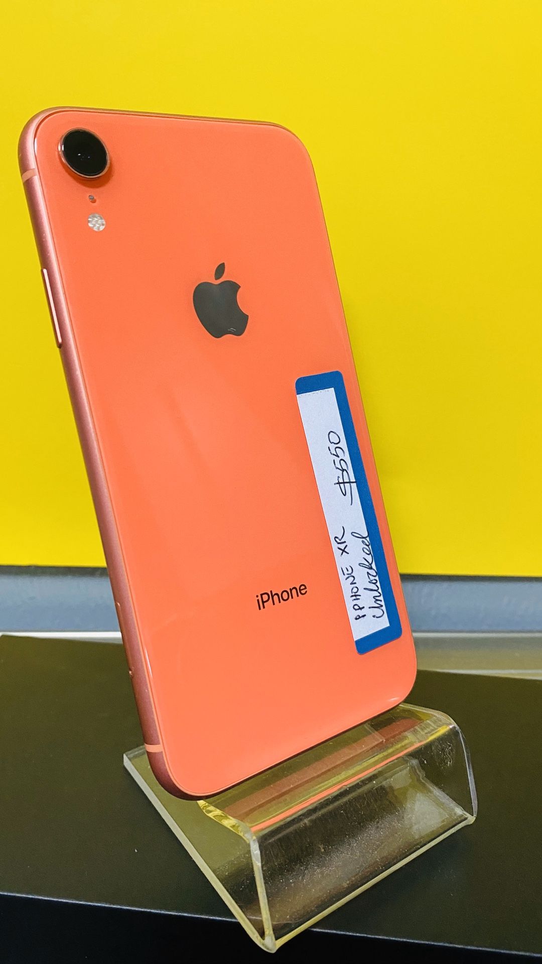 iPhone XR CORAL UNLOCKED (((Finance any phone for 54 down payment, no credit needed take home today StorF: The Cell Phone Shoppe Address: 2661 Midwa