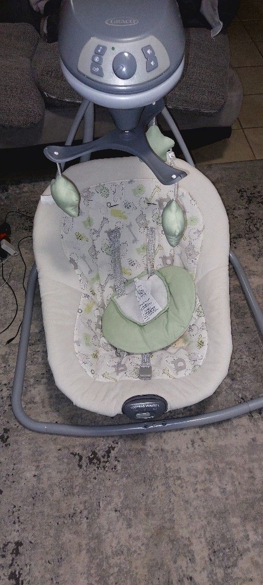 Graco Baby Swing