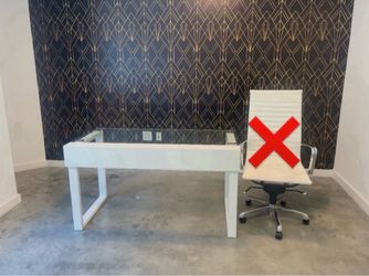 Workstation White Desk (SERIOUS BUYERS ONLY)