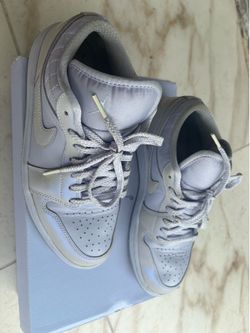 Woman’s Ghost Jordans