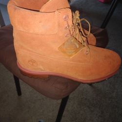Gently Used (Burnt Orange) Timberlands