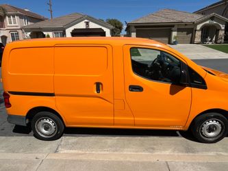 2017 Nissan Nv200