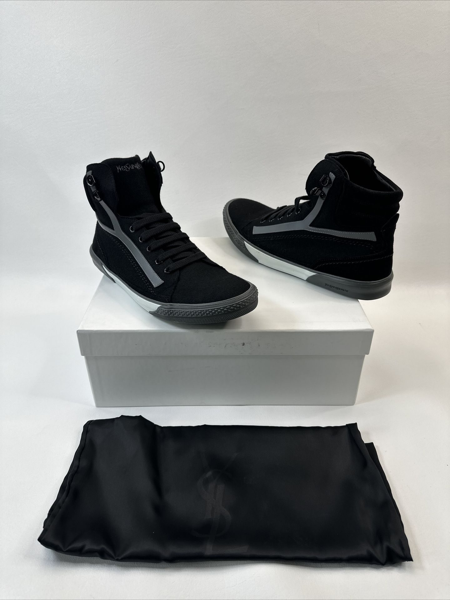 YSL Yves Saint Laurent Black And Grey High Top Sneakers Mens Sz 41 - Main Image