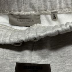Fear of God Essentials Light Oatmeal Pants – Size Small – New