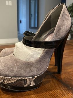 Shoes size 6 1/2