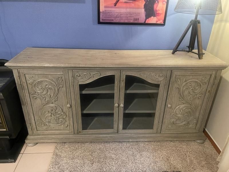 High Quality Entertainment Center