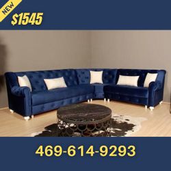 Blue Velvet Sectional With Pillows 